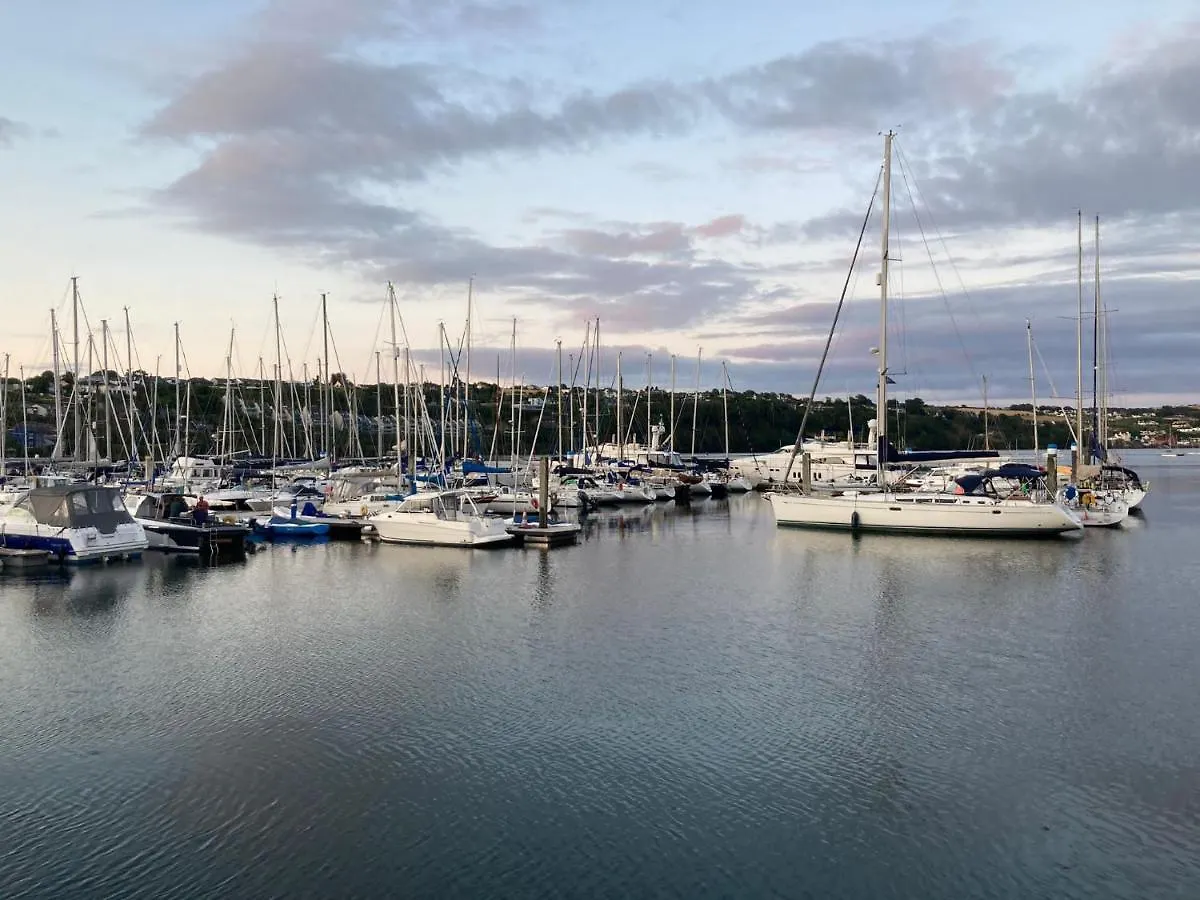 Beautiful & Quiet Countryside Setting In Kinsale Apartment Cork