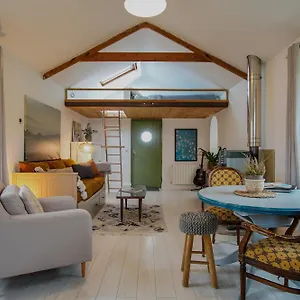 The Carton Store Loft Apt Cork